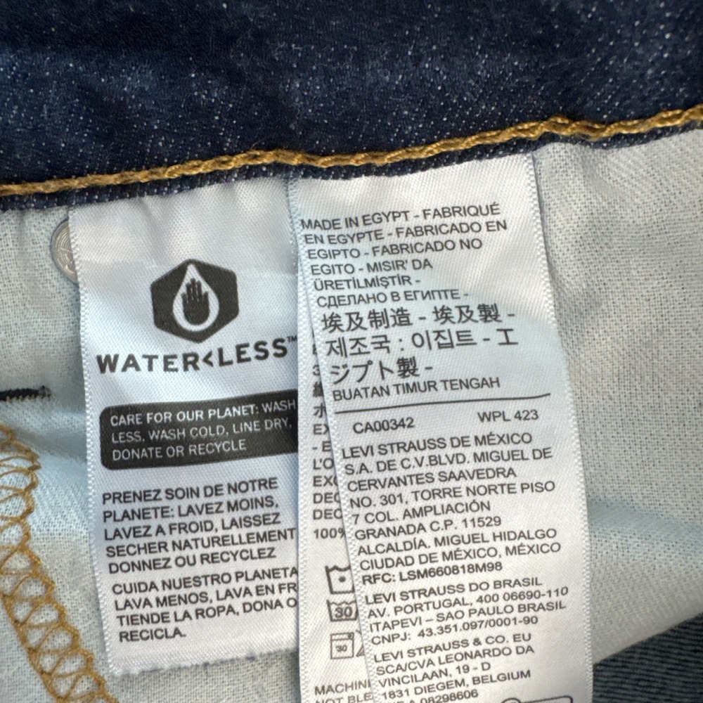 Levi's 541 Athletic Taper Fit Jeans Dark‎ Blue Wash Denim Men's Size 40 x 30 - Picture 4 of 15